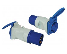 Αντάπτορας CEE 17 Stecker / Schukosteckdose mit Klappdeckel, blau/weiß